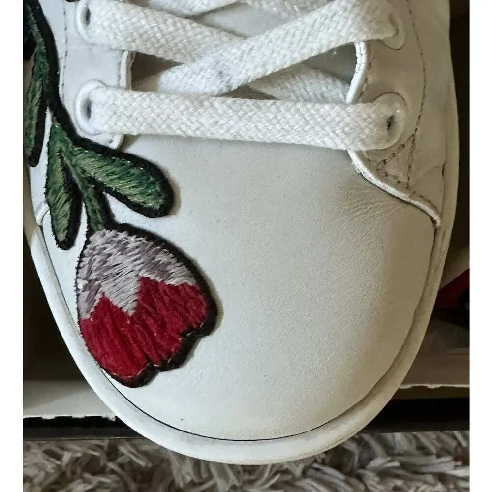 Iconic Gucci Ace embroidered low-top floral sneakers signature stripe size 36.5